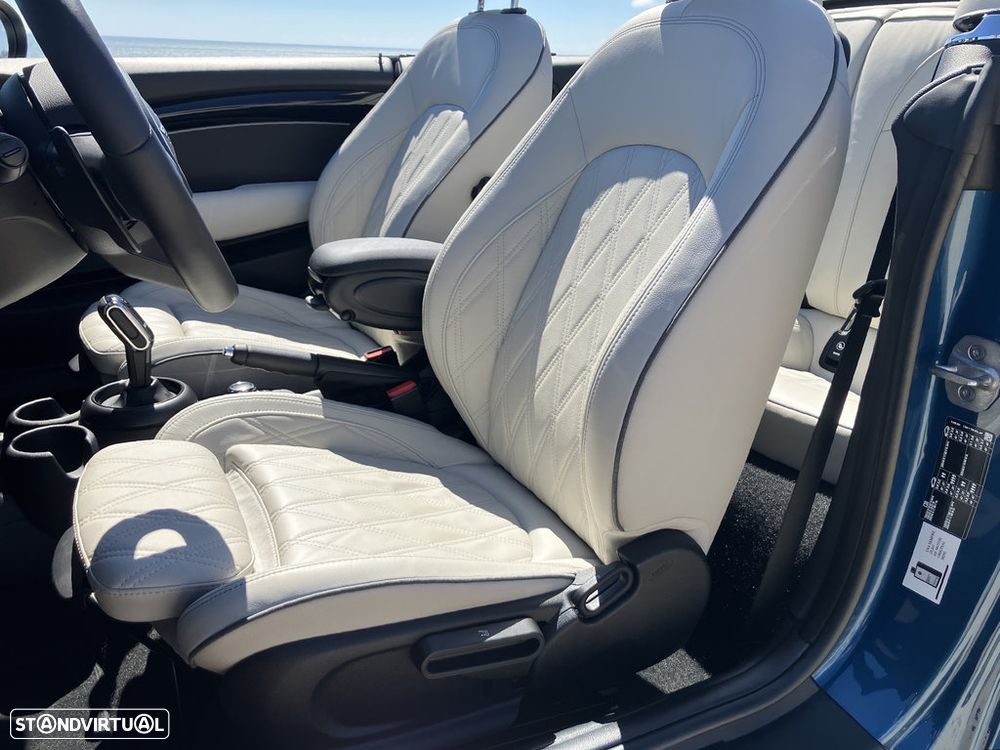 MINI Cabrio Cooper S Premium Extra Classic Auto - 13