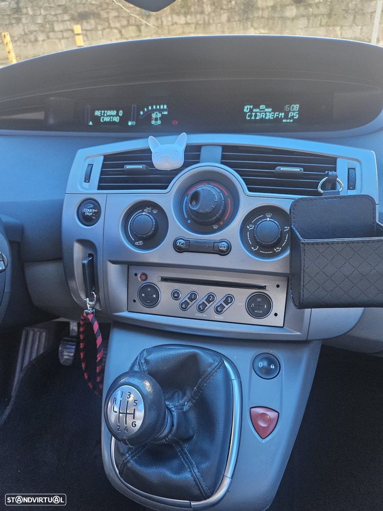 Renault Scénic 1.5 dCi Dynamique S - 22