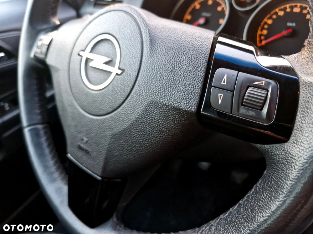 Opel Zafira 1.9 CDTI Navi - 27
