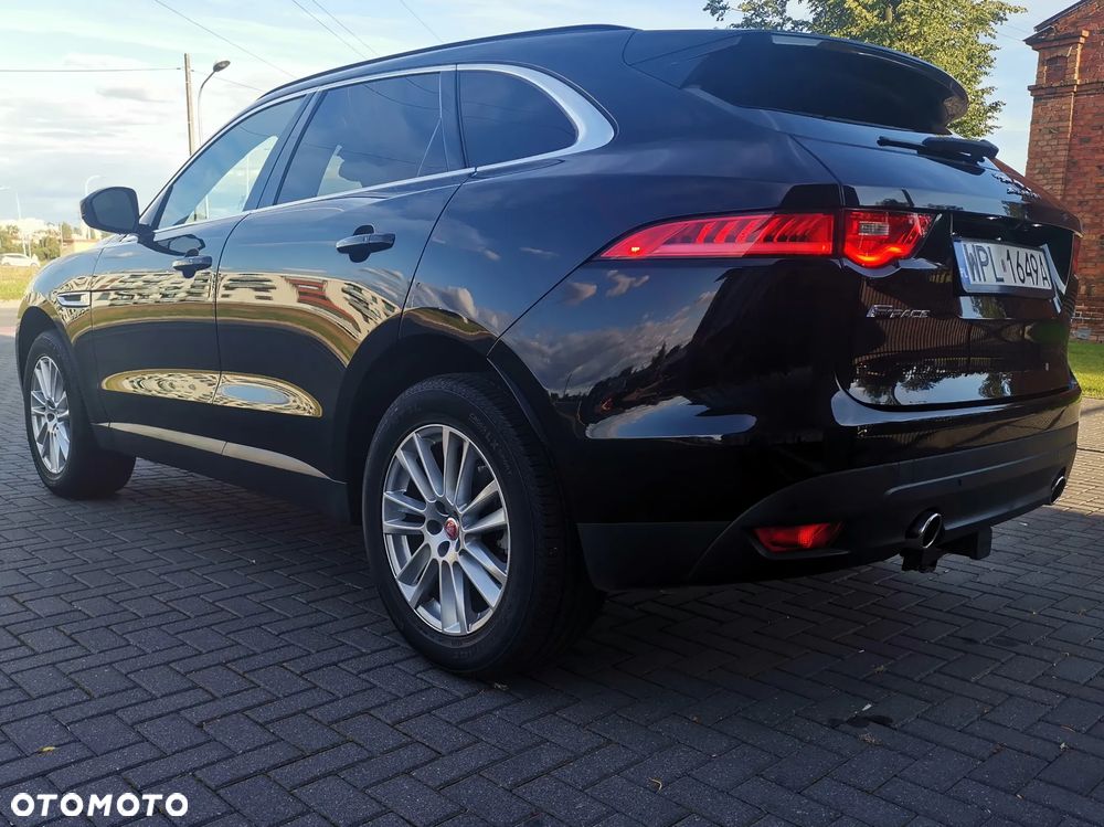 Jaguar F-Pace 35t AWD Prestige - 11