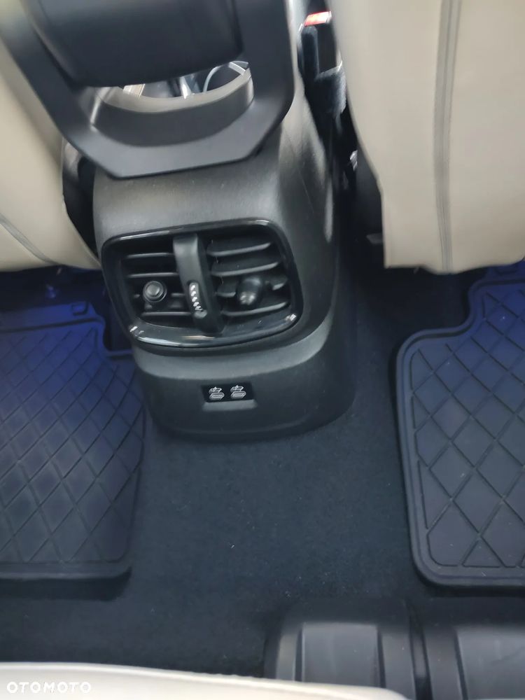 MINI John Cooper Works ALL4 sport - 23