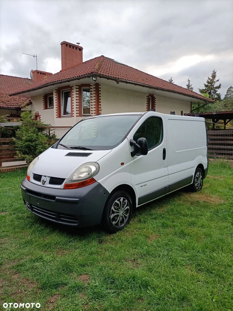 Renault Trafic - 1