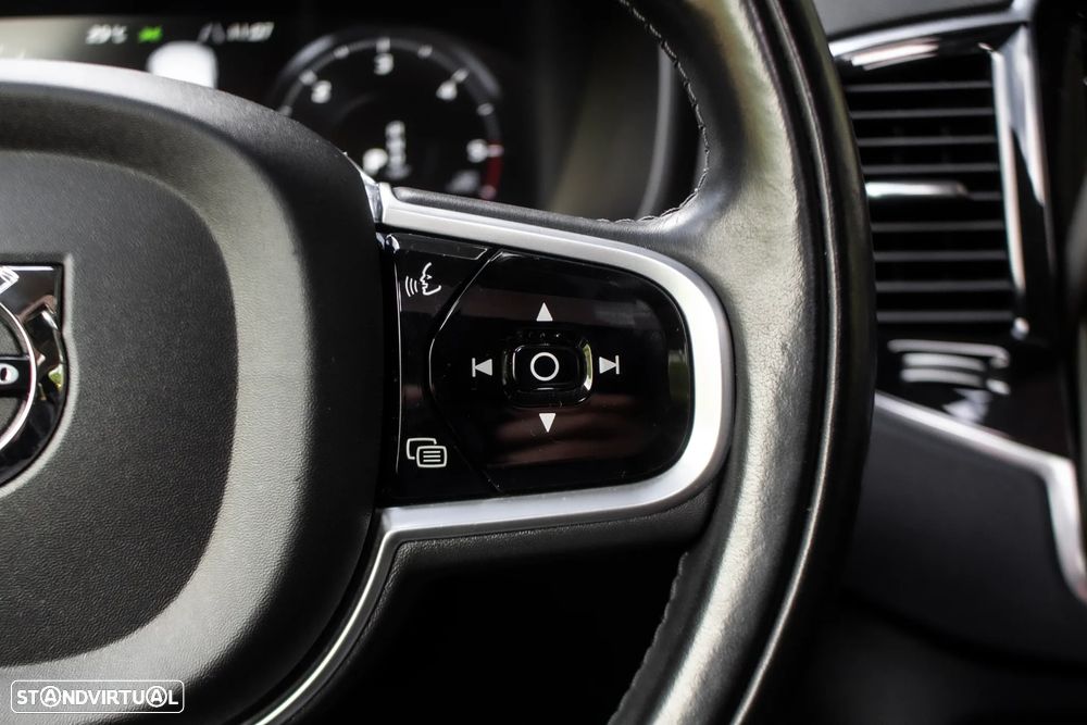 Volvo XC 90 B5 D AWD Geartronic Momentum Pro - 14