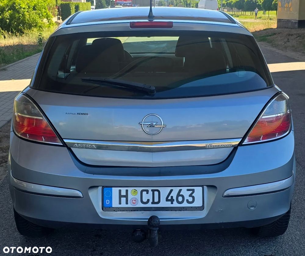 Opel Astra 1.4 150 Jahre - 7