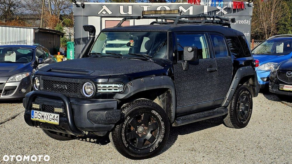 Toyota FJ - 10