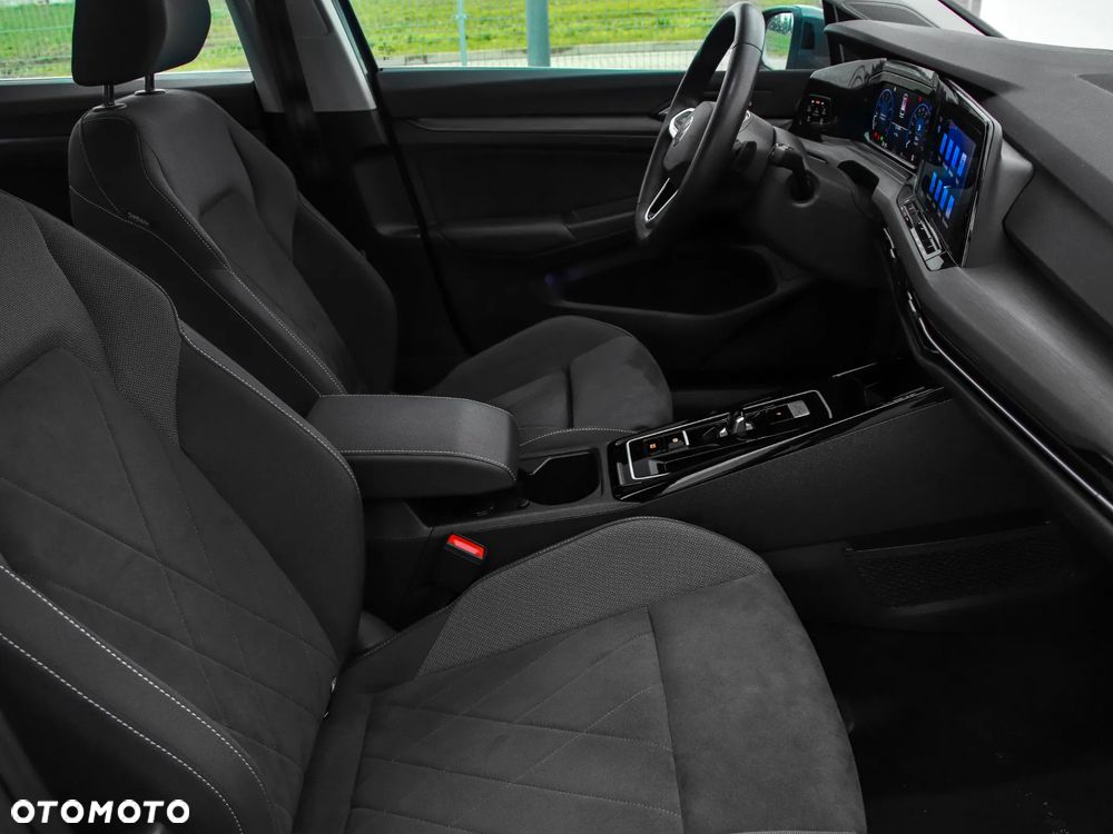 Volkswagen Golf Variant - 13