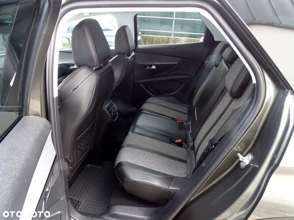 Peugeot 3008 PureTech 130 Stop & Start Allure - 12