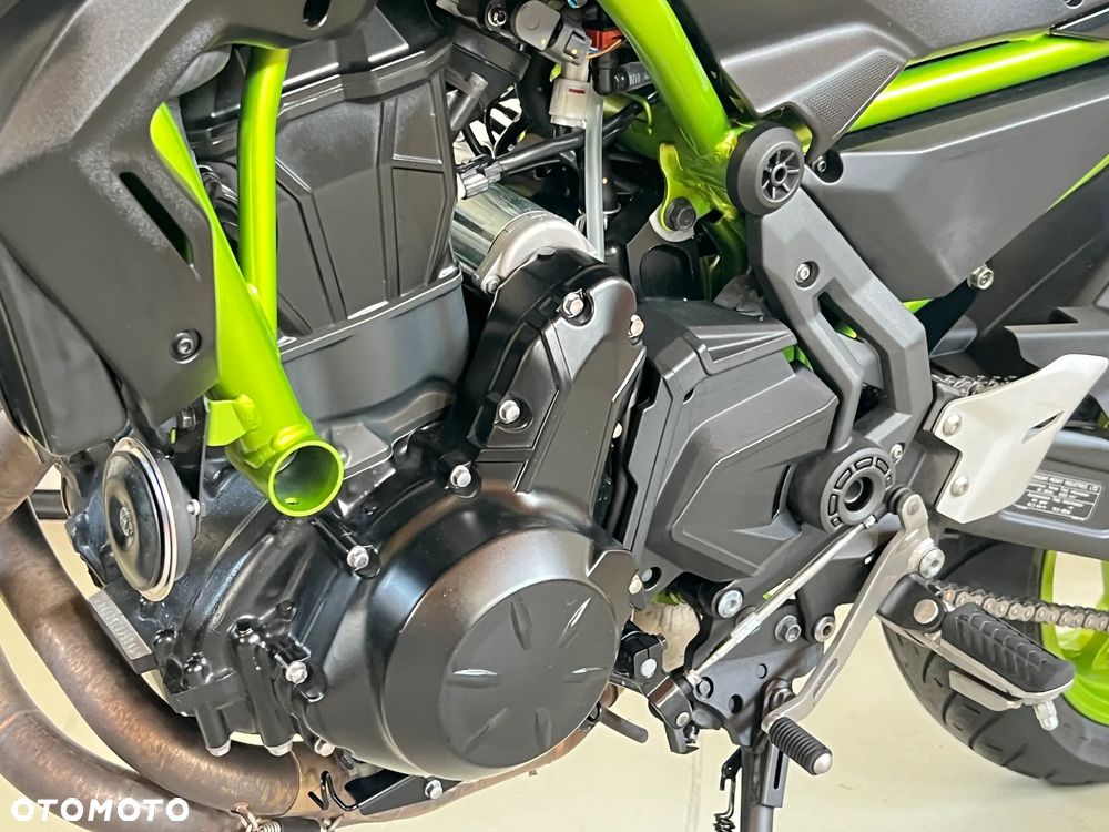 Kawasaki Z 650 - 10