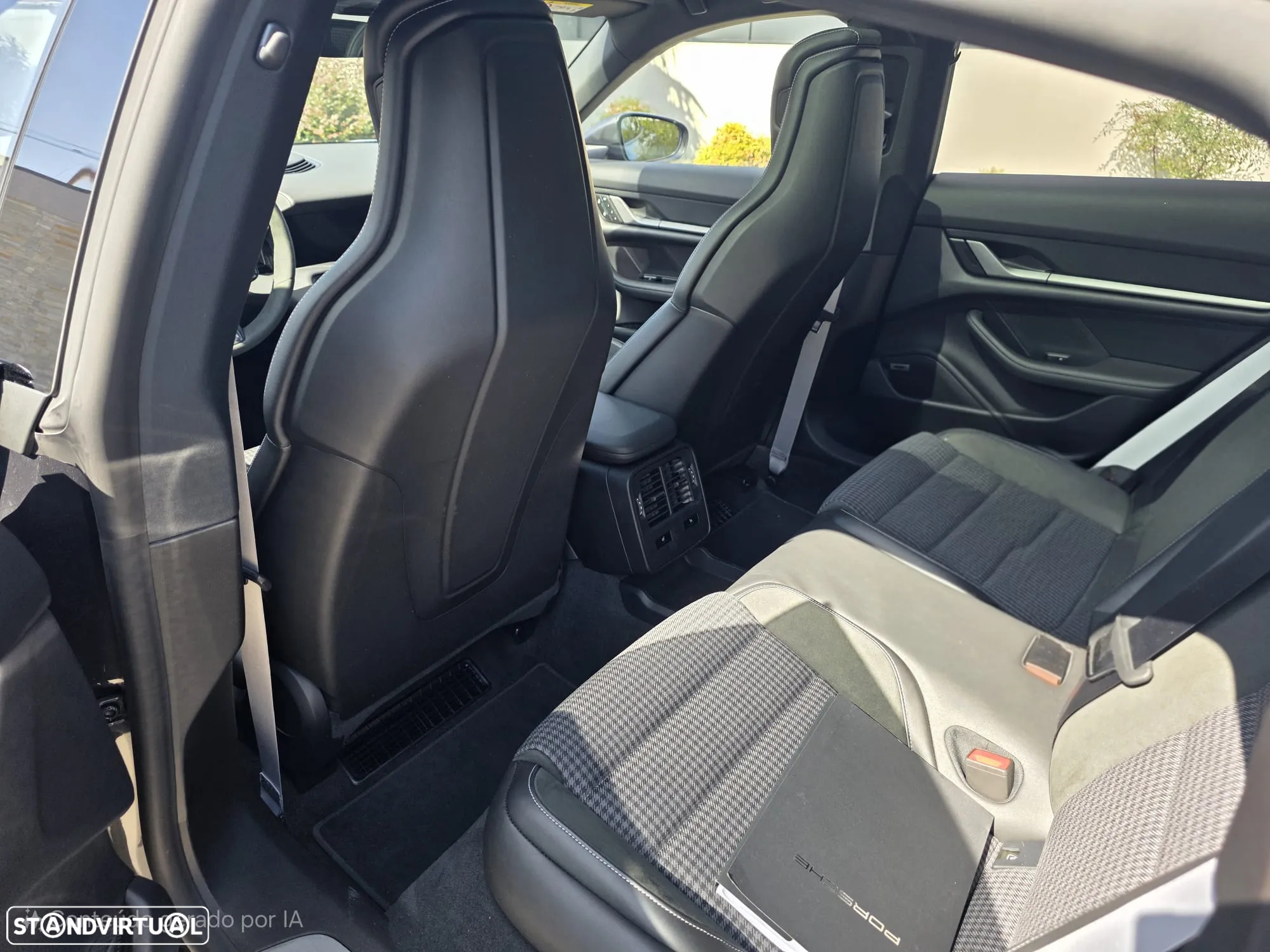 Porsche Taycan Bateria Performance Plus - 11