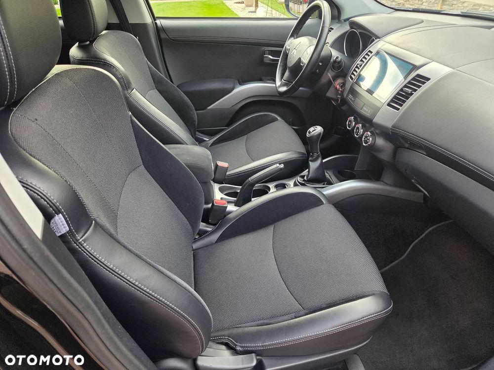 Mitsubishi Outlander - 18