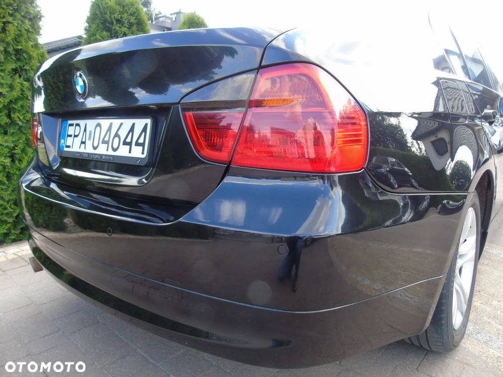 BMW Seria 3 320d - 4