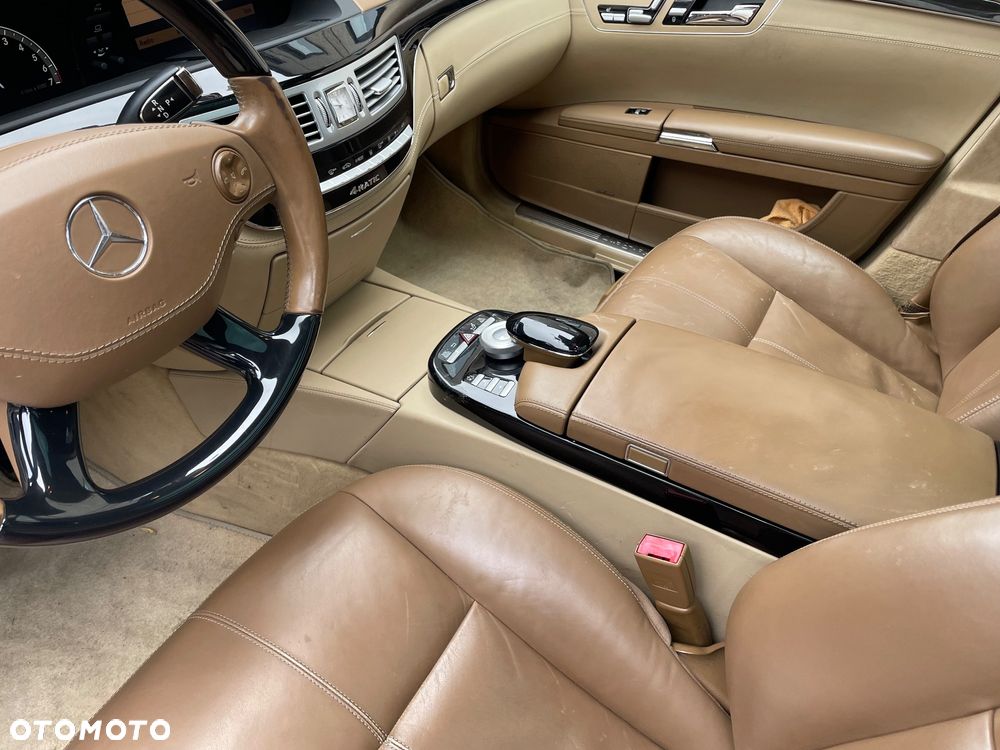 Mercedes-Benz Klasa S 500 4-Matic - 22