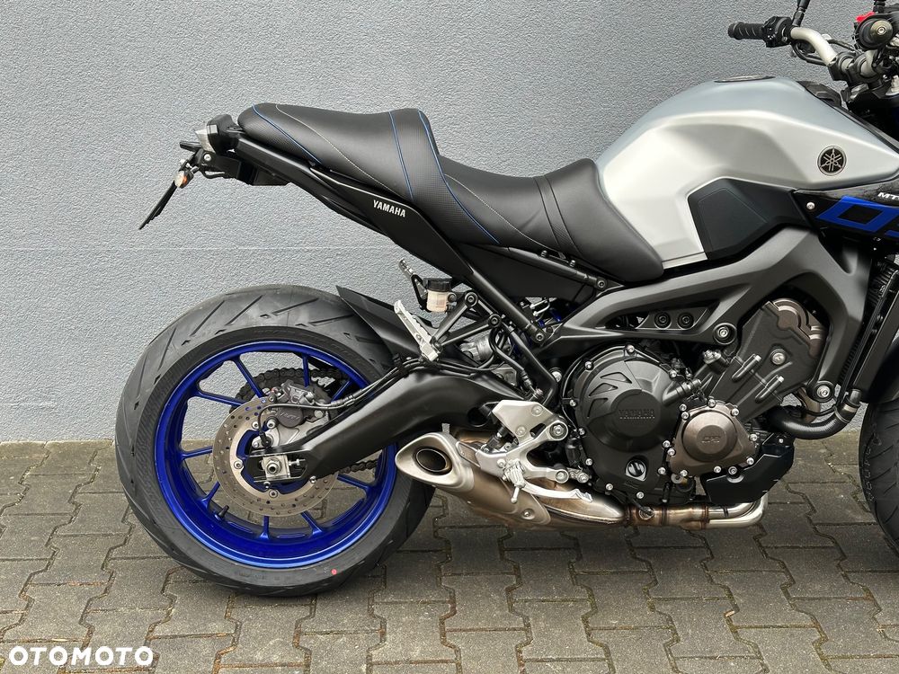 Yamaha MT - 9