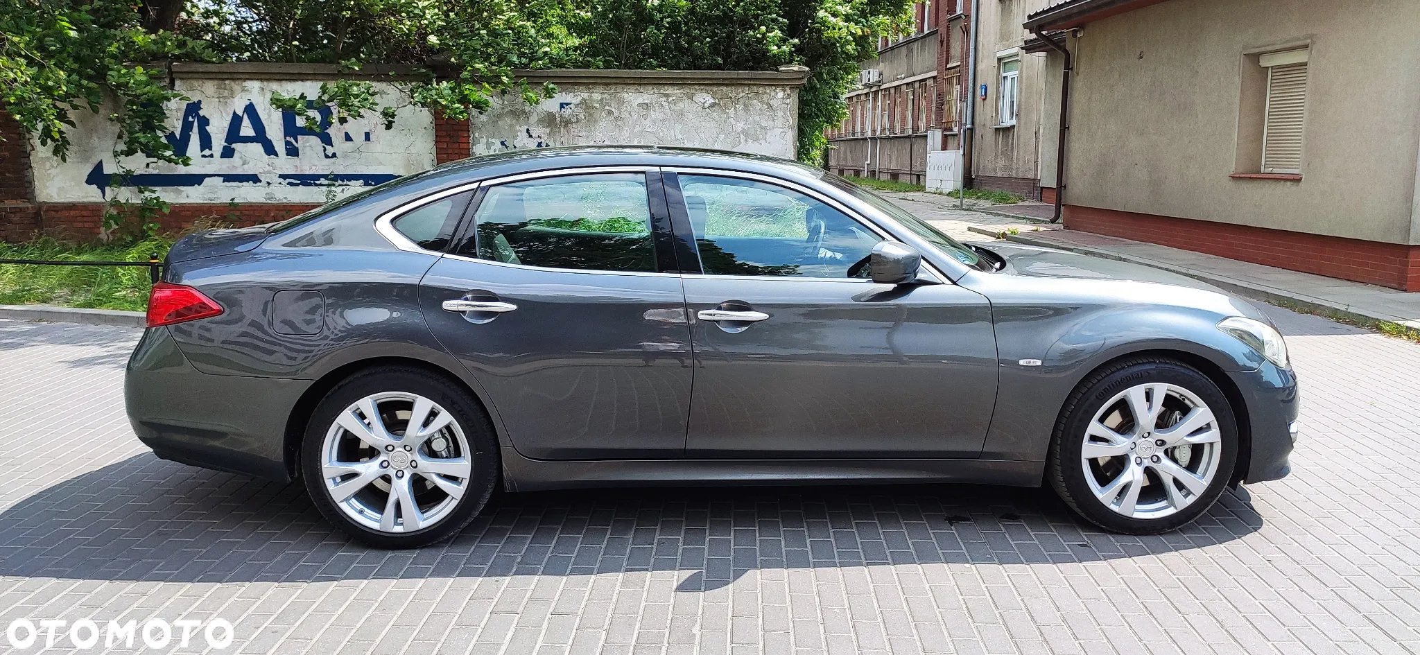 Infiniti M M30d S - 11