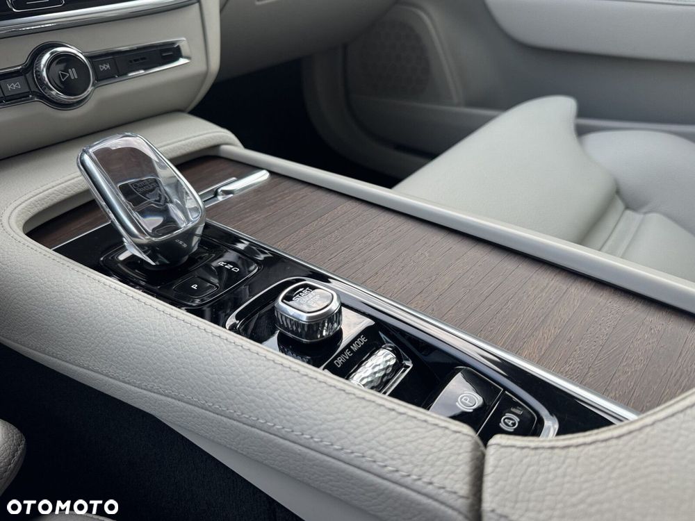 Volvo S90 D5 AWD Inscription - 28