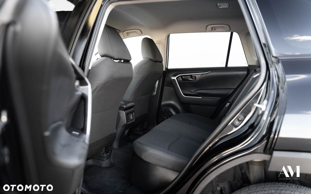 Toyota RAV4 - 24