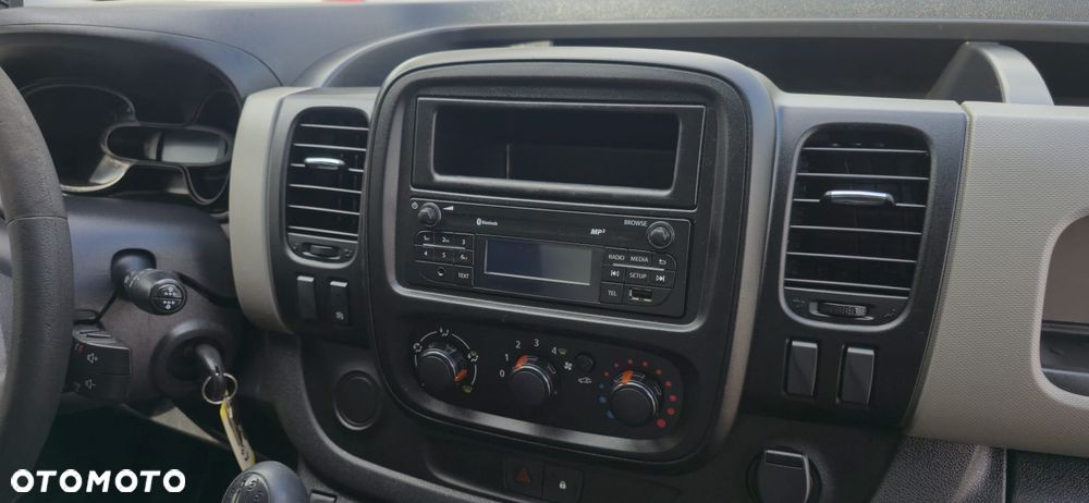 Renault Trafic - 18