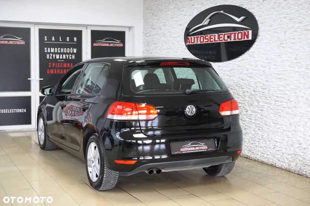 Volkswagen Golf 2.0 TDI DPF Comfortline - 6