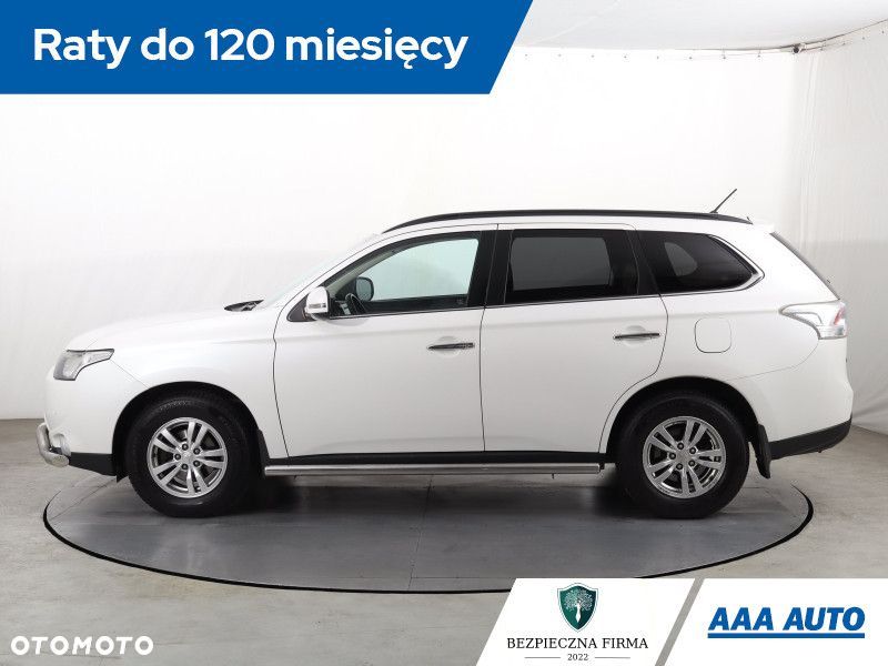 Mitsubishi Outlander - 4
