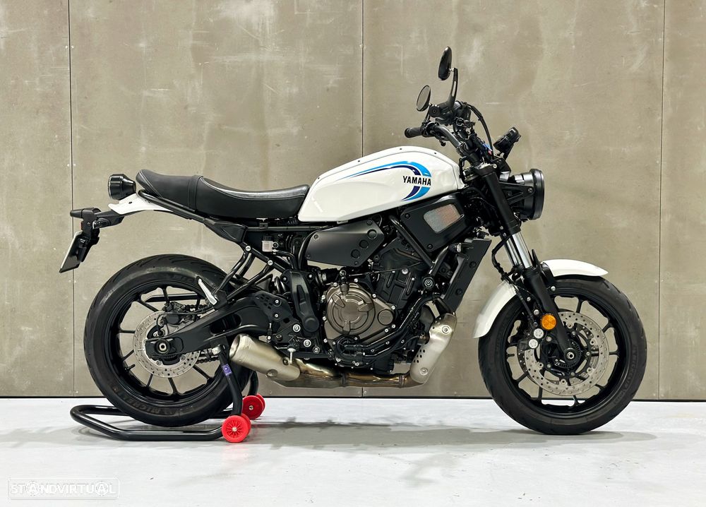 Yamaha XSR 700 - 8