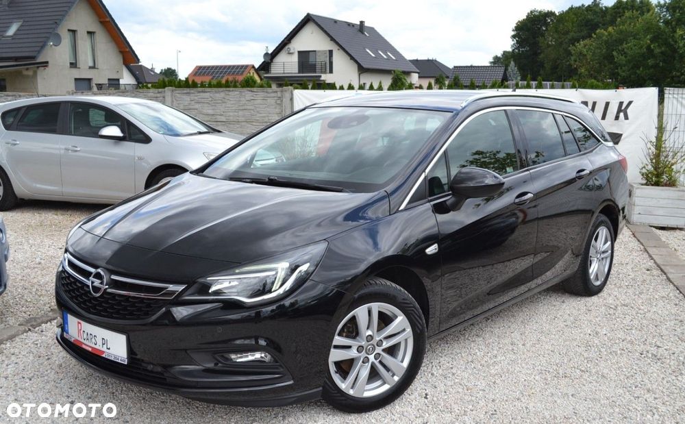Opel Astra 1.4 Turbo Innovation - 11