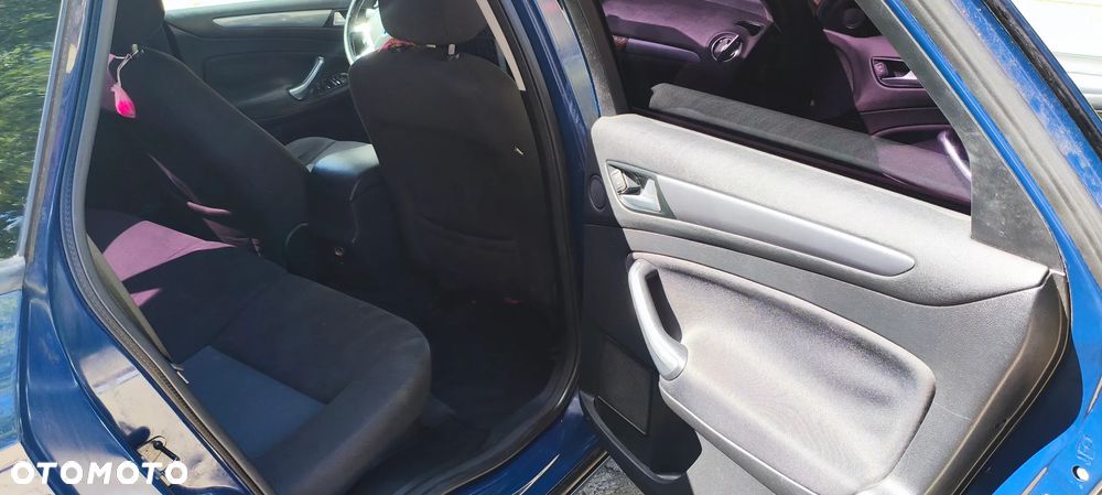 Ford Mondeo - 16