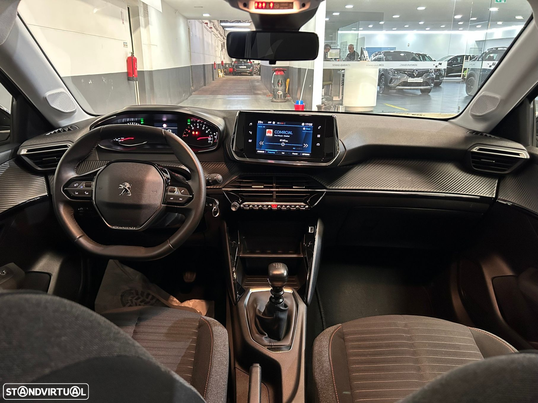 Peugeot 208 1.2 PureTech Active Pack - 19