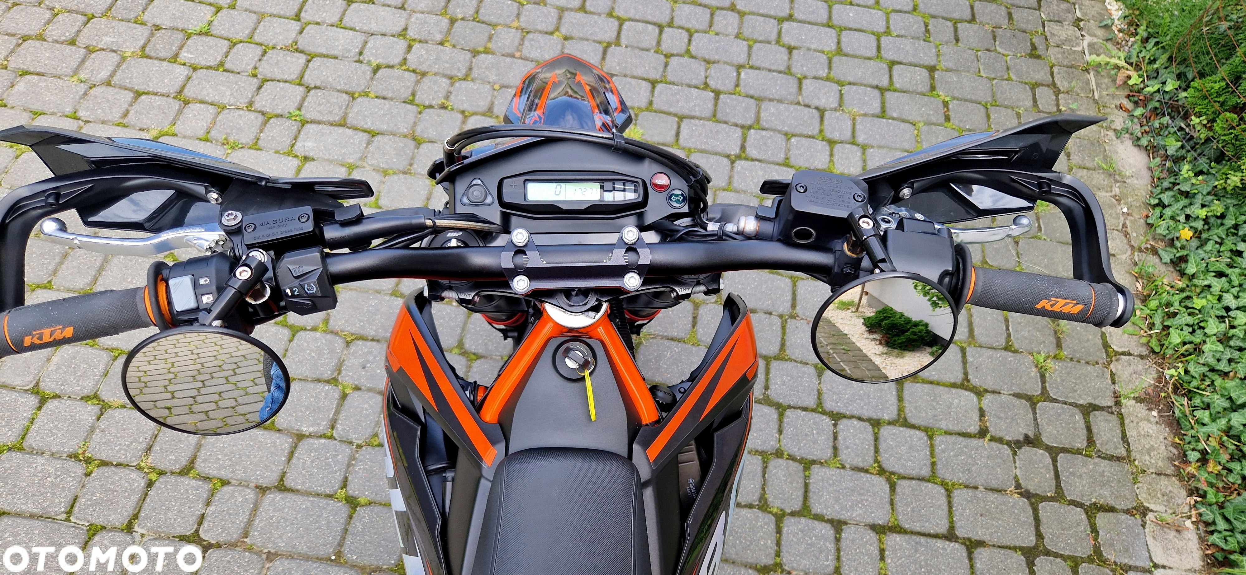 KTM SMC - 10