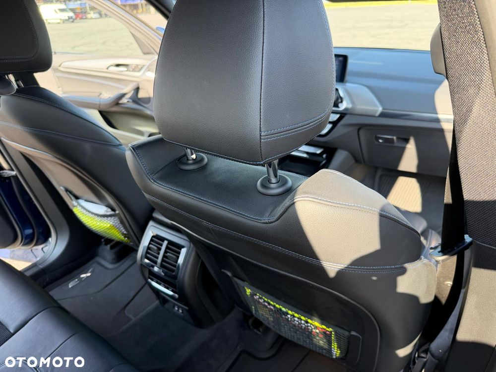 BMW X3 - 21
