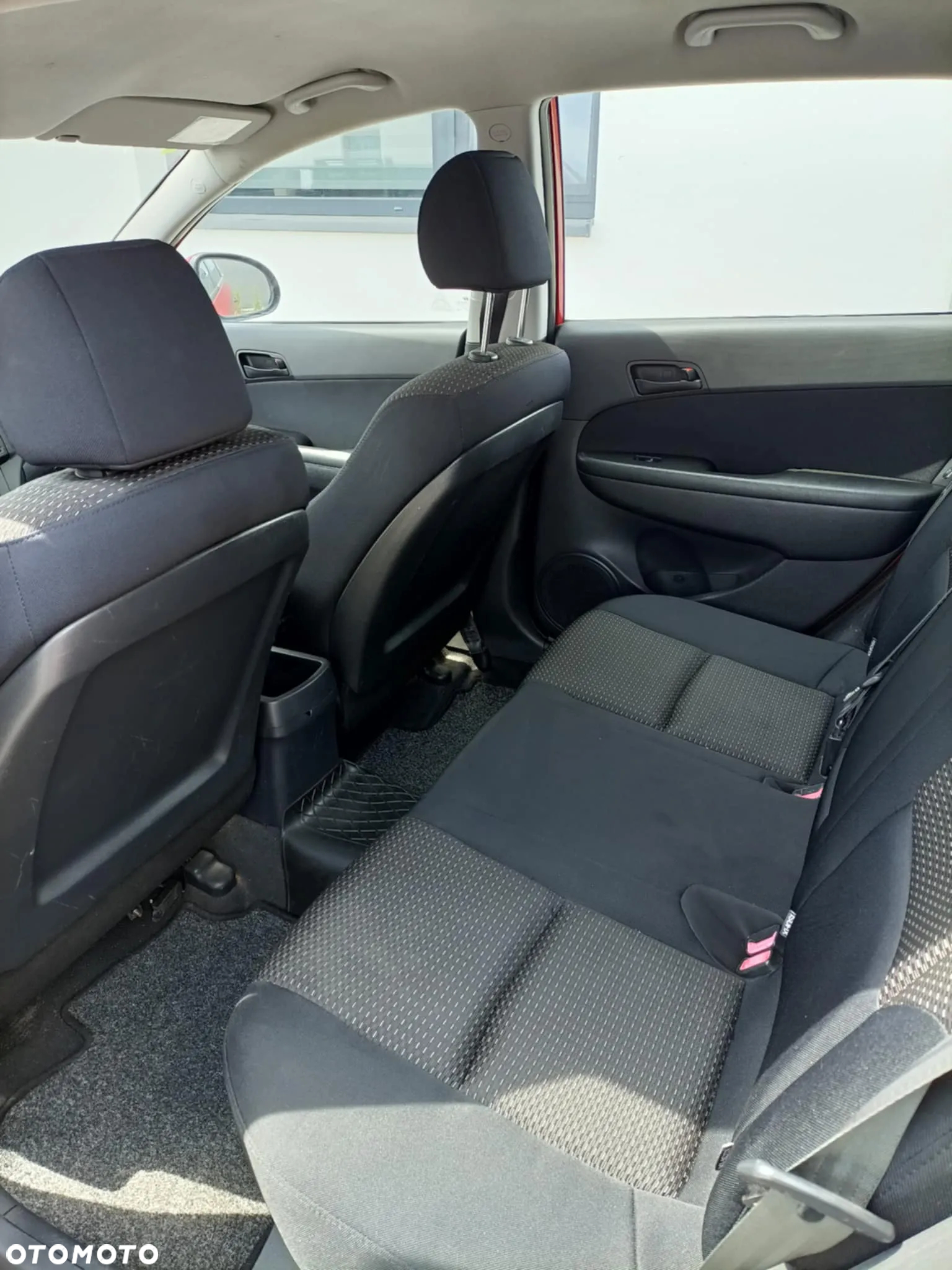 Hyundai i30 1.6 CRDi Base + - 9