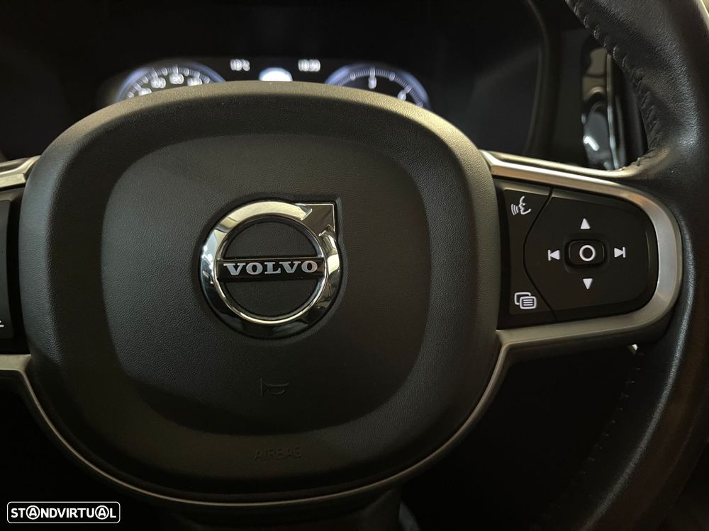 Volvo V60 2.0 D3 Momentum Geartronic - 17