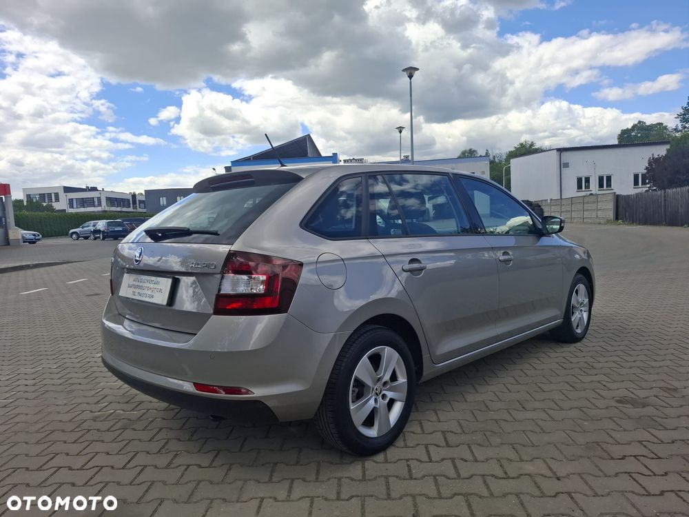 Skoda RAPID 1.0 TSI Active - 5