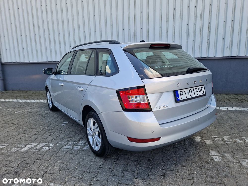 Skoda Fabia 1.0 TSI Ambition - 4