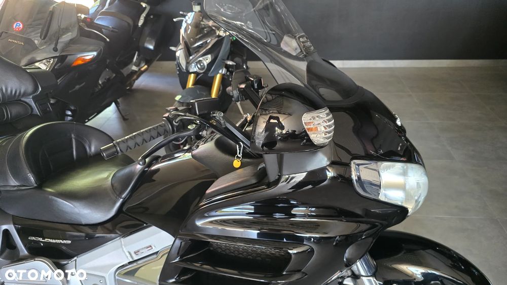 Honda GL - 23