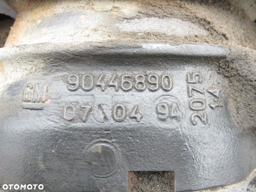 SANKI TYŁ DYFER OPEL OMEGA B Kombi 2.0 90446890 90446834 - 3