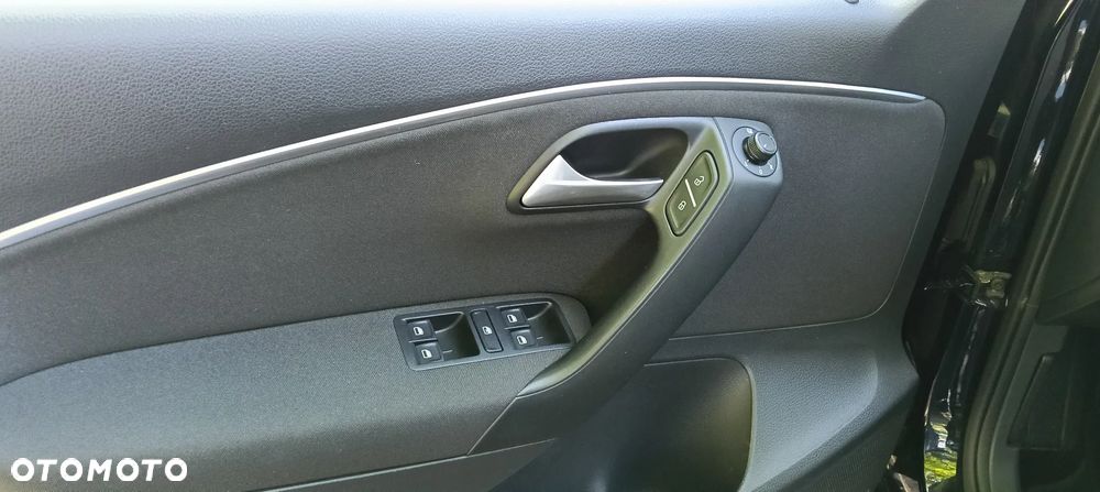 Volkswagen Polo - 18
