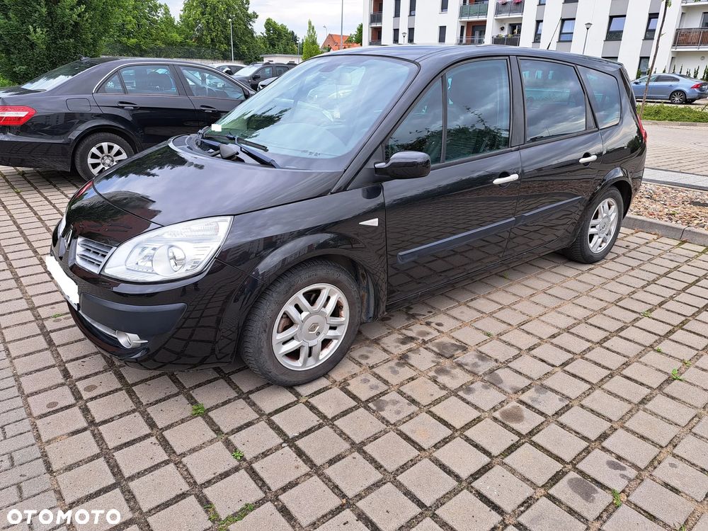 Renault Grand Scenic - 4