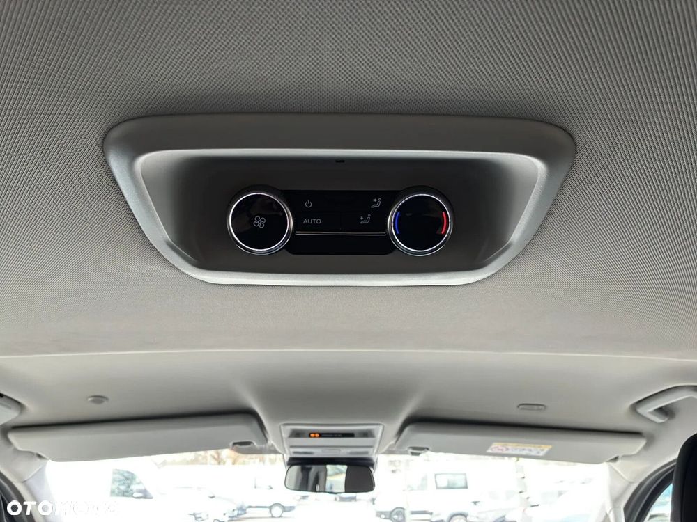 Volkswagen Caravelle 2.0 TDI L2 4Motion PanAmericana - 40