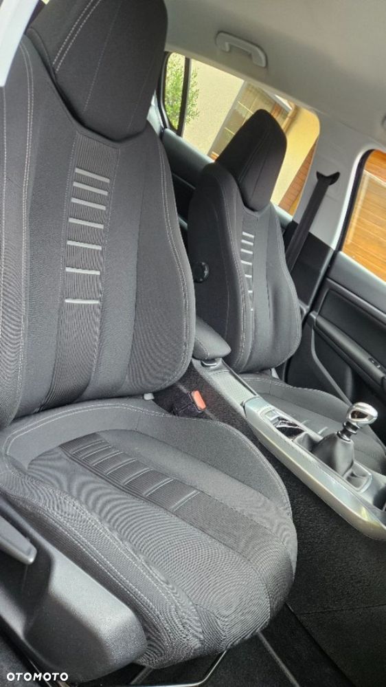 Peugeot 308 - 25