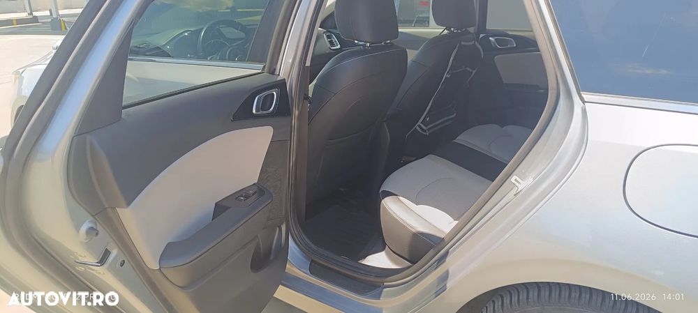 Kia Ceed 1.4 T-GDI 7DCT Star - 8