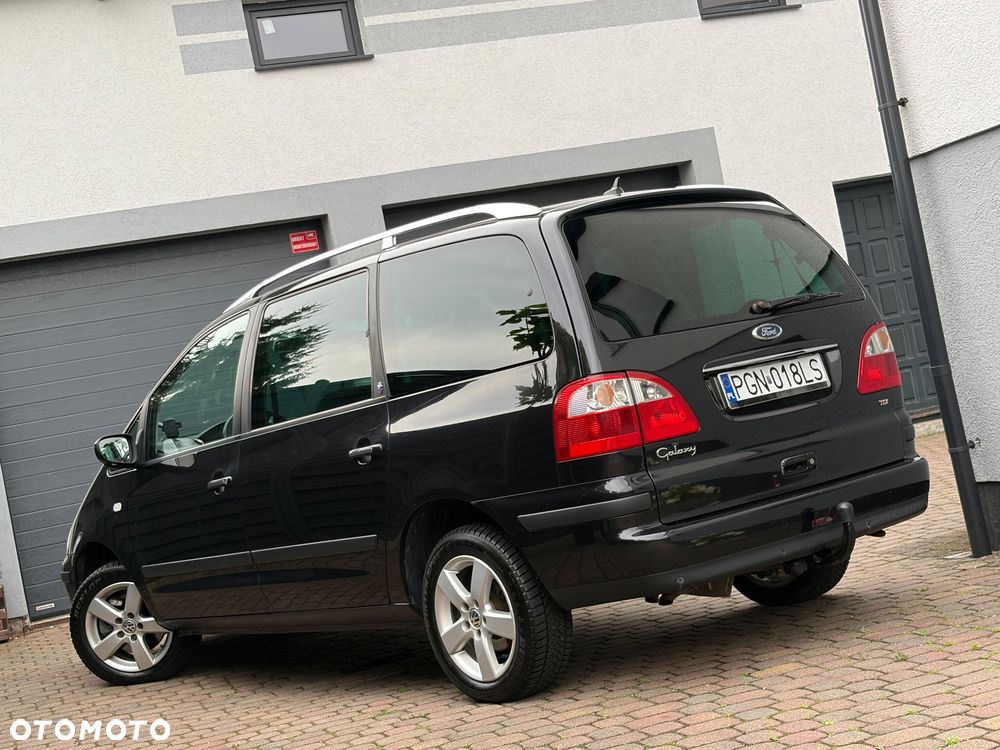 Ford Galaxy TDI Ghia - 14