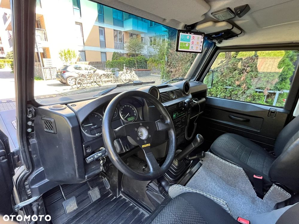 Land Rover Defender 90 2.4 TD4 S - 19