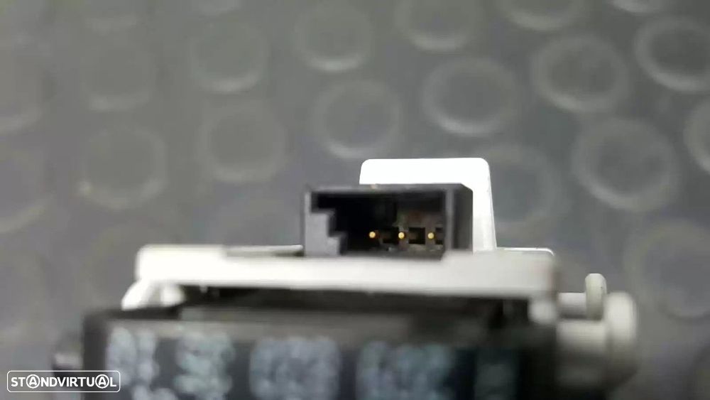 COMANDO ELEVADOR DE VIDRO TRASEIRO ESQUERDO MERCEDES-BENZ CLK 2005 -A2098203510 - 4