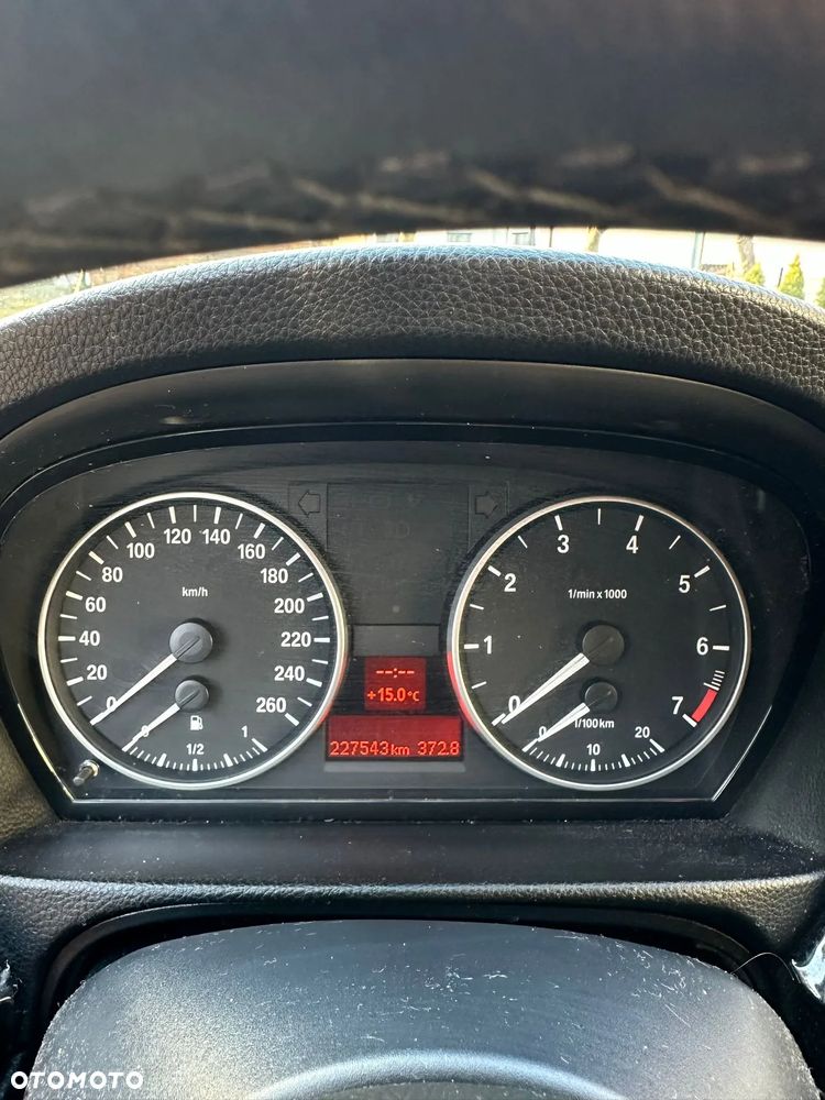 BMW Seria 3 - 15