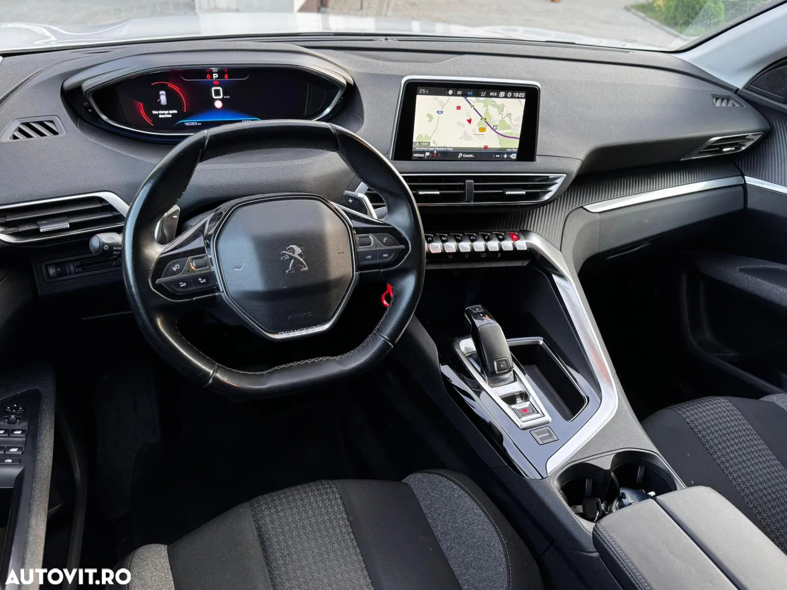 Peugeot 3008 1.2 PureTech Turbo S&S EAT8 Allure - 19