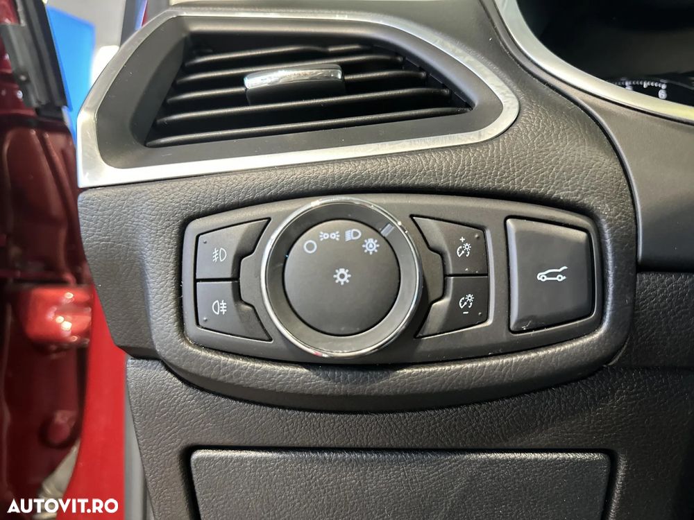 Ford Edge - 15
