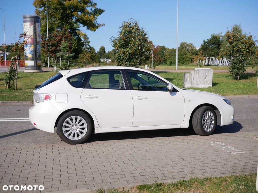 Subaru Impreza 2.0 RS - 7