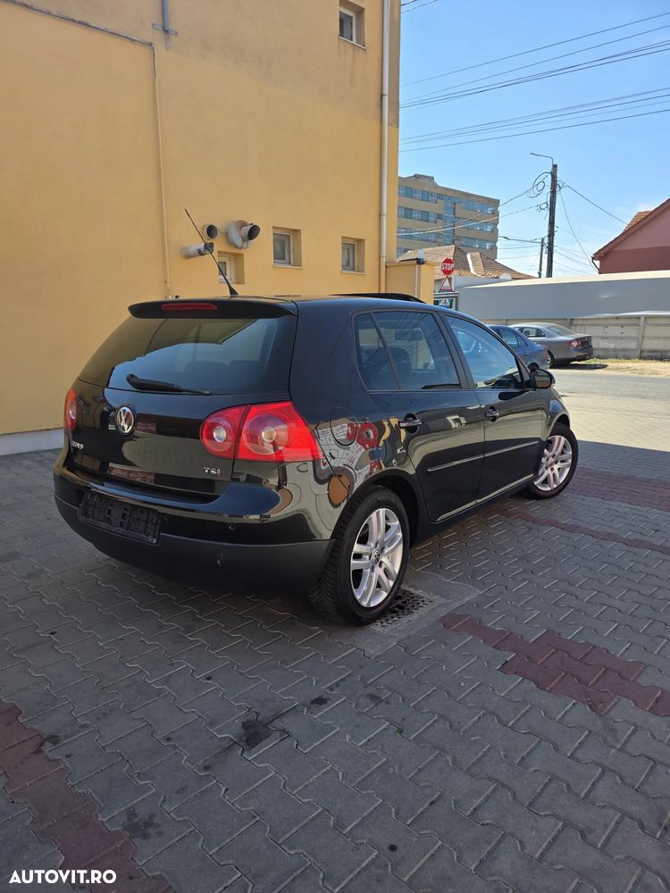 Volkswagen Golf - 3