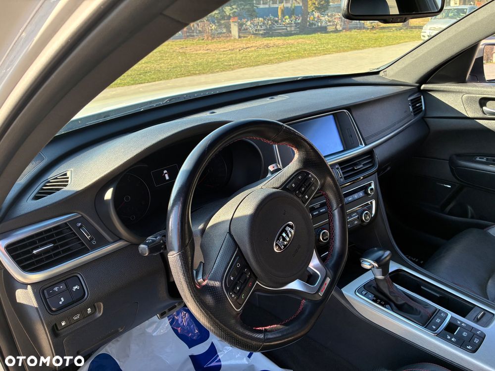 Kia Optima 2.0 T-GDI GT - 8