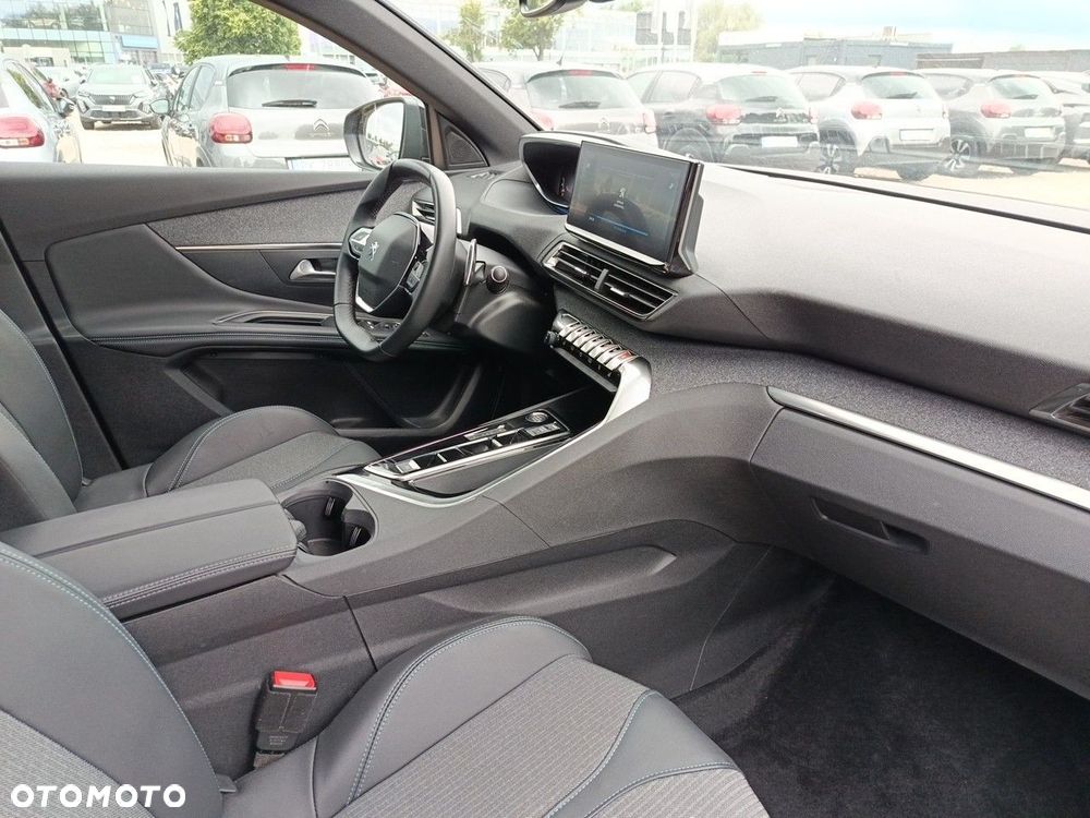 Peugeot 3008 1.2 PureTech Allure Pack S&S EAT8 - 26